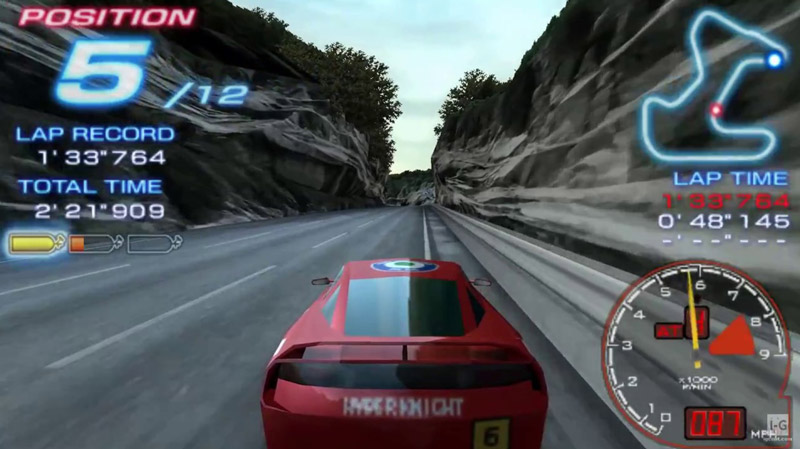 Ridge Racer là một tựa game đua xe với đồ họa 3D chân thực và lôi cuốn